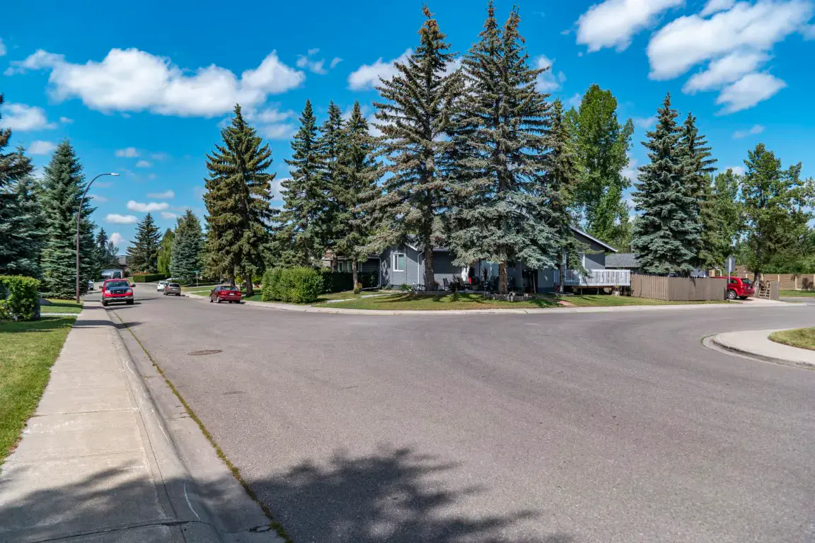 Palliser community in Calgary
